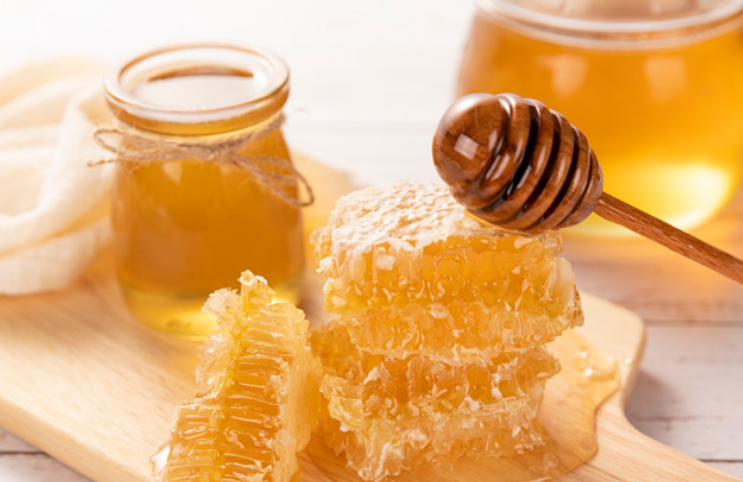 马蜂有蜂蜜吗（探讨马蜂是否能产生蜂蜜？）