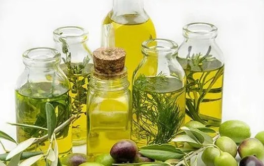 橄榄油的最佳食用方法(橄榄油使用指南：如何更好地享用它)